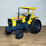 Miniatura CBT 8440 4x2 - 1/32