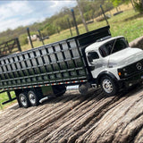 Caminhão Mercedes-Benz L-1313 Boiadeiro RC – Escala 1/24 (Controle Remoto)