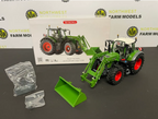 Miniatura Fendt 724 Vario com Carregador Frontal e Peso Dianteiro - 1/32
