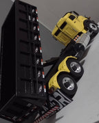 Miniatura Mercedes-Benz L-1113 Amarela Chassi-cabine clássico (Escala 1/24)