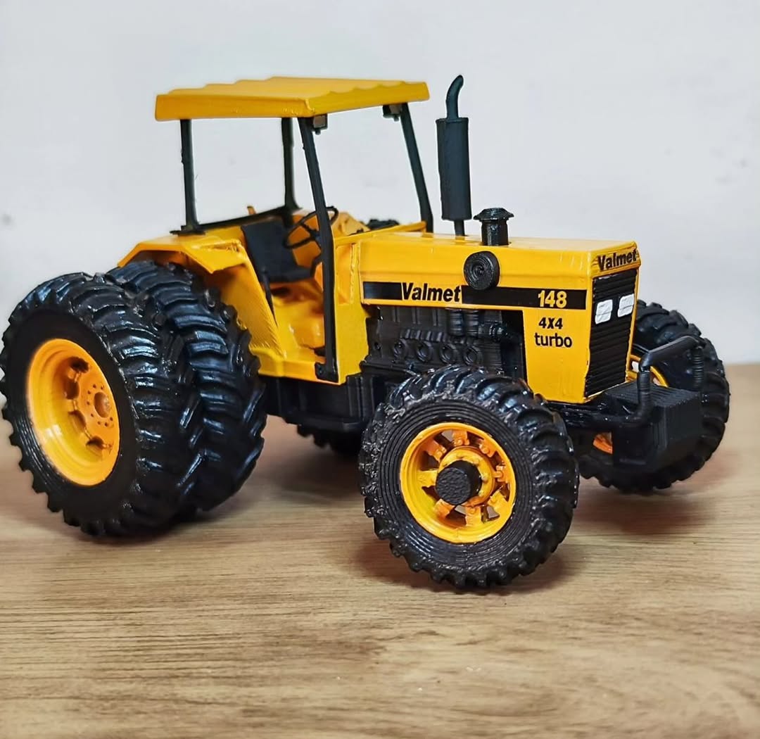 Miniatura Valmet 148 Turbo 4x4 - 1/32