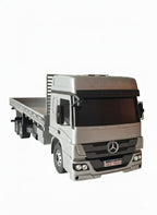 Miniatura Mercedes-Benz Atego 2433 Carroceria Prata (Escala 1/24)