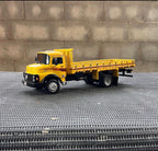 Miniatura Caminhão Mercedes-Benz L-1113 Carroceria Aberta Amarelo