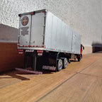 Miniatura Ford Cargo 2428 Baú (Escala 1/24)