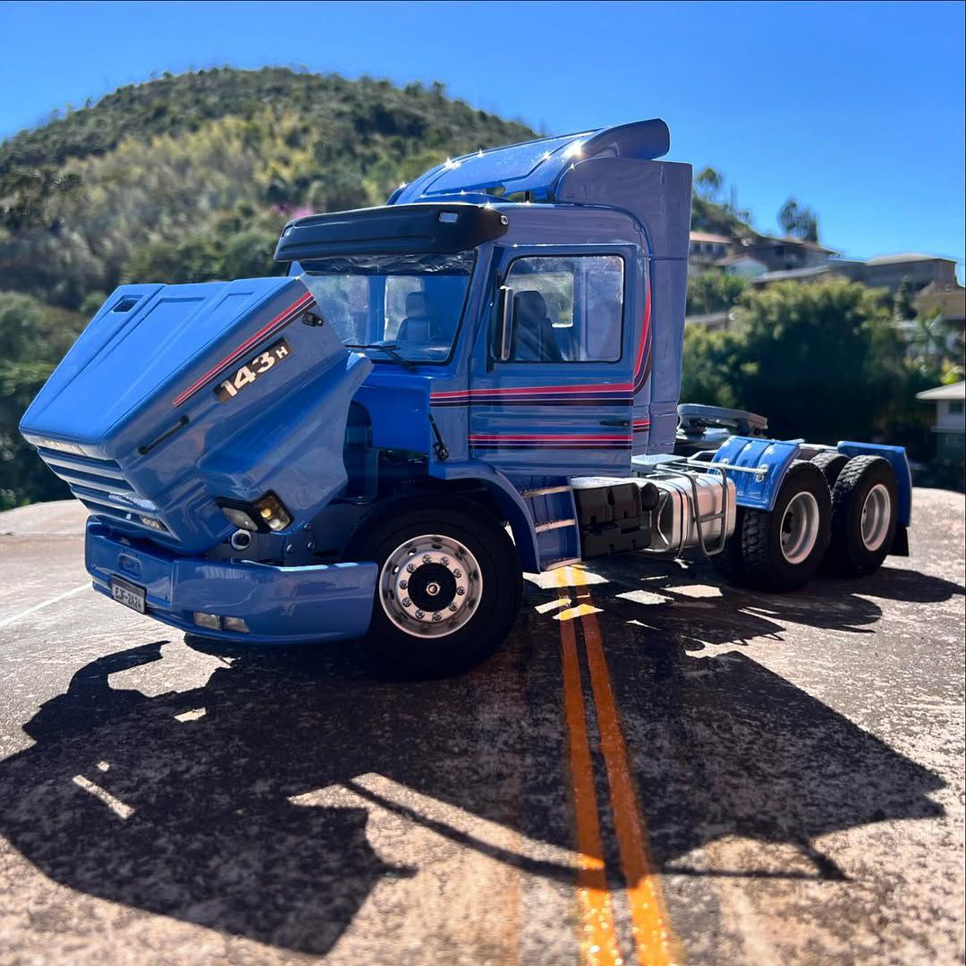 Miniatura Scania T143H Azul – Escala 1/24