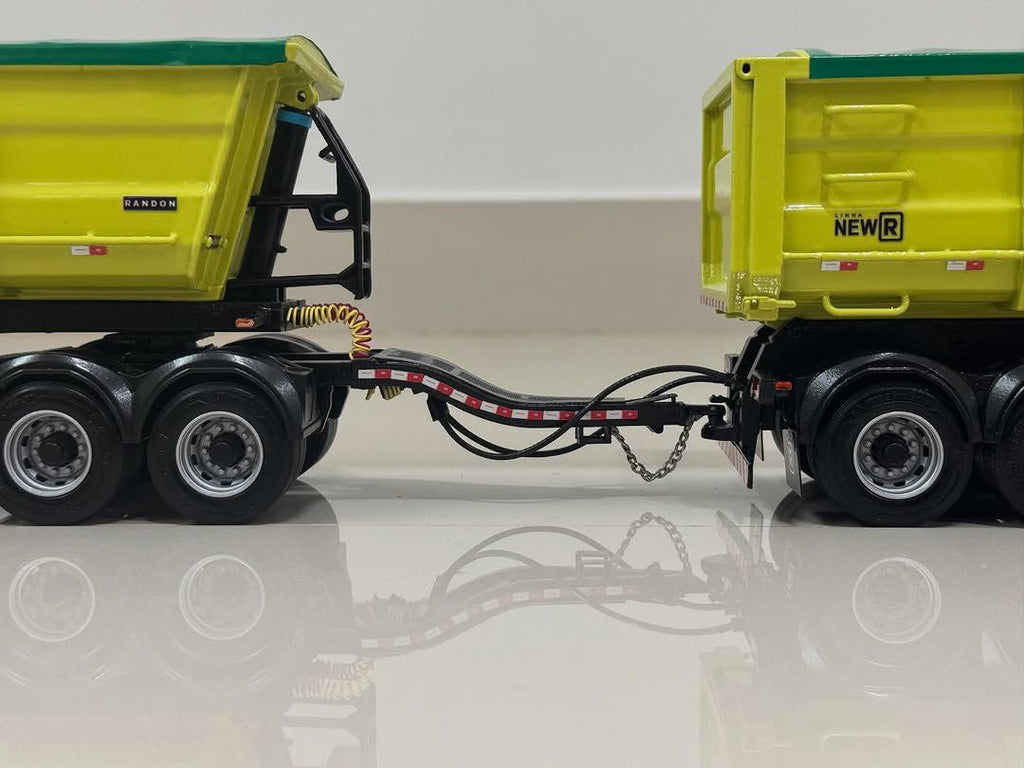 Scania NTG Rodocaçamba Randon RC 1/14 - (Controle Remoto)