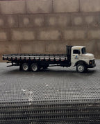 Miniatura Mercedes-Benz 1313 Plataforma Branco - Escala 1/24